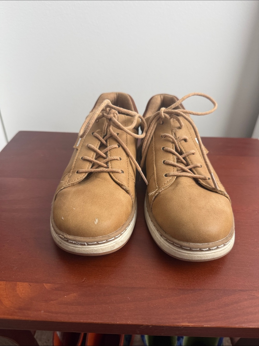 Steve Madden Kids Tan Lace-Up Dress Sneakers